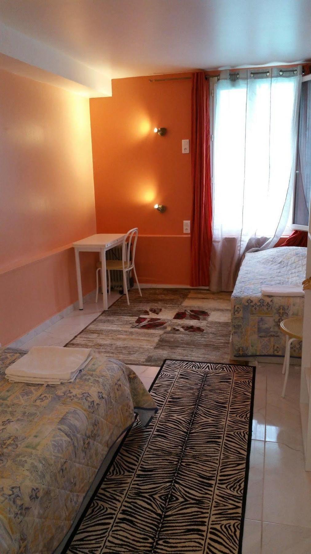 Hotel Des Voyageurs Montpellier Extérieur photo